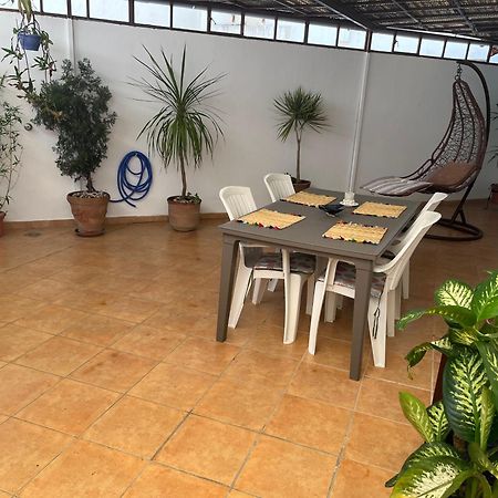טנג'יר Appartement Elegant Et Climatise Au Centre Avec Terrasse - Proche Plage Et Attractions ! מראה חיצוני תמונה